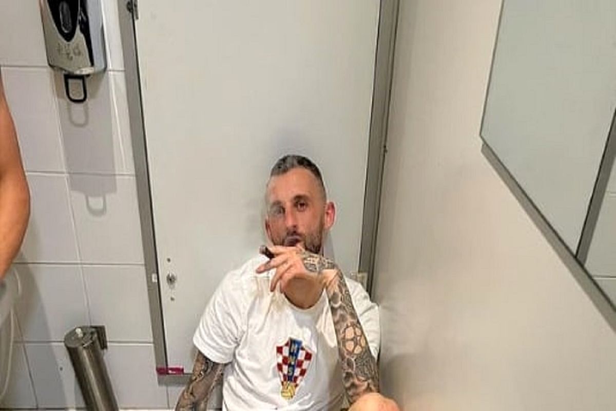 رکورددار دو کلا مضرات سیگار را زیر سوال برد