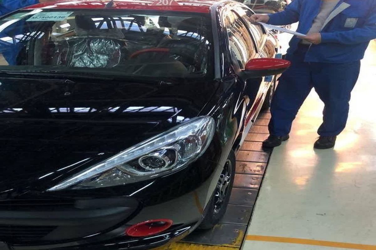 ۴هزار دستگاه تارا و پژو ۲۰۷ در بورس کالا