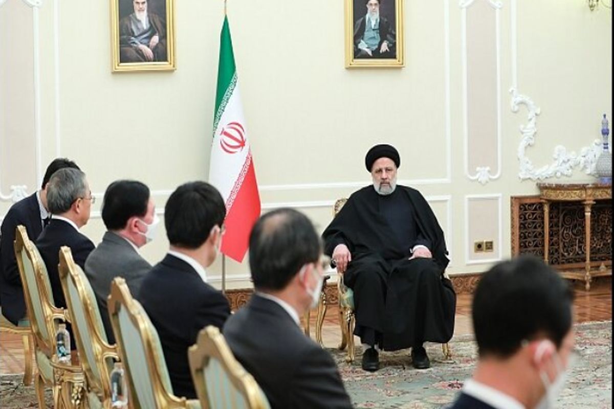 رئیسی مقابل چینی ها