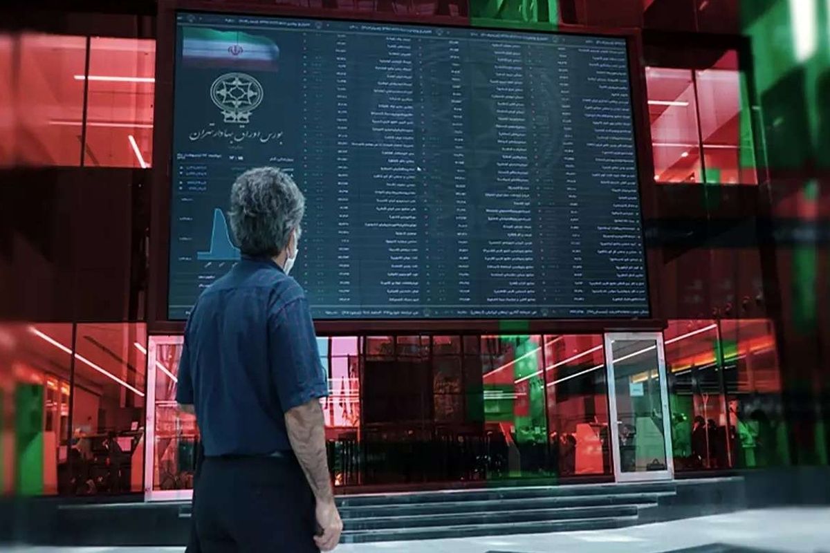 ریزش ۶ هزار واحدی شاخص کل بورس / ارزش معاملات بازار سهام همچنان پایین است