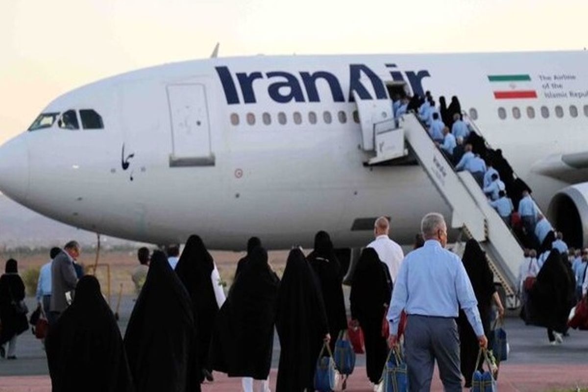 انتظار حجاج پس از ۹ سال بی نتیجه ماند /علت لغو پرواز زائران چیست؟