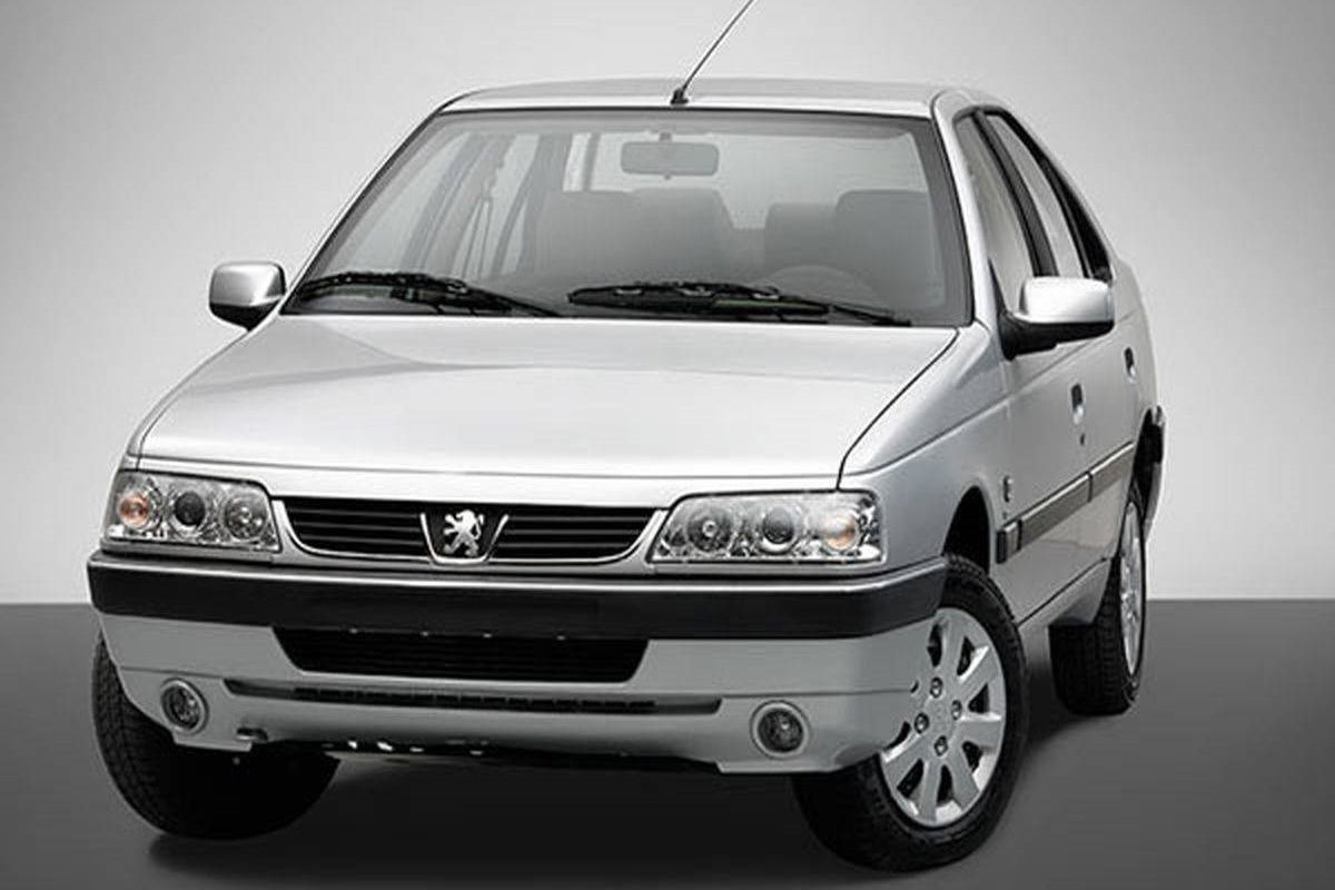 محبوب ترین پژو هم قیمت ساینا شد / پژو ۴۰۵ چند شد؟