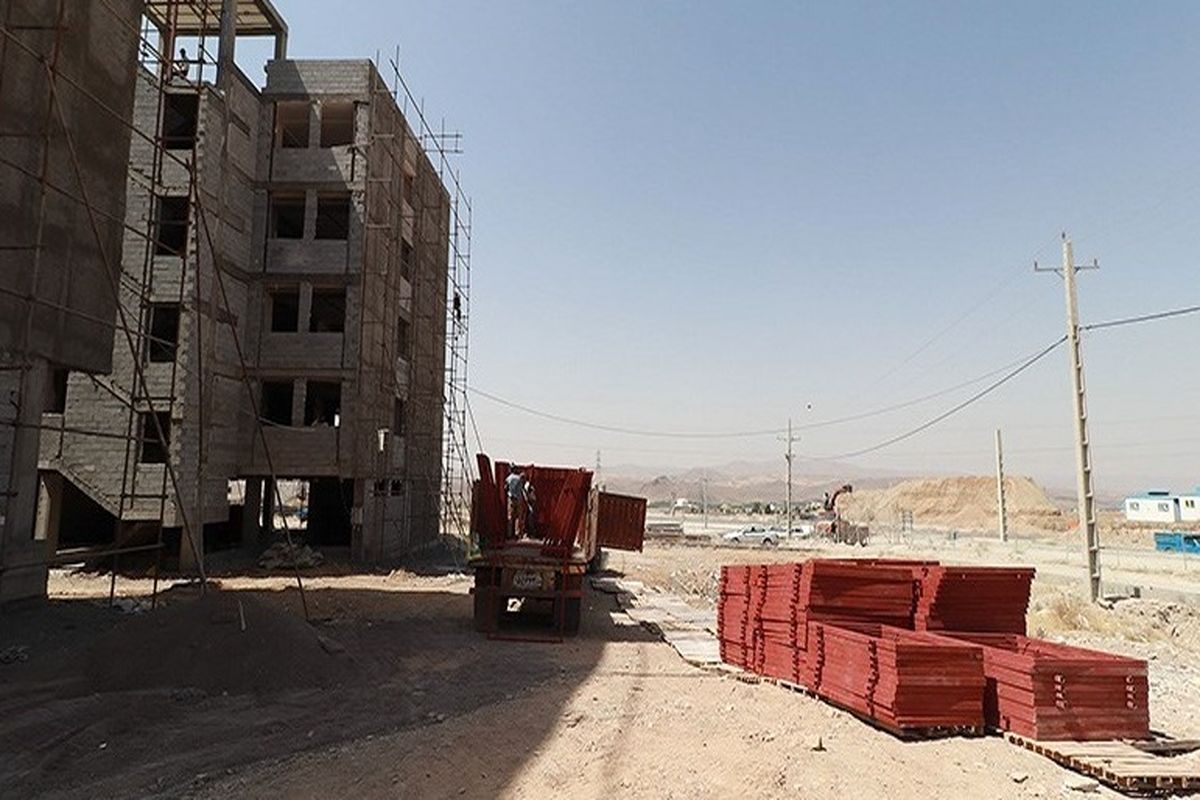 قانون جوانی جمعیت به نفع این افراد شد / شرایط اعطای زمین رایگان به خانوارهای دارای ۳ فرزند