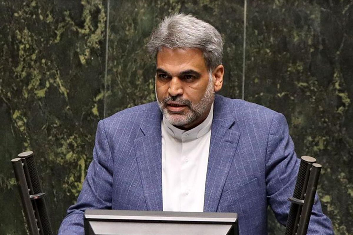 انتقاد شدید نماینده مجلس از قیمت خودروها / کدام تشکیلات خودرو را گران می کنند؟