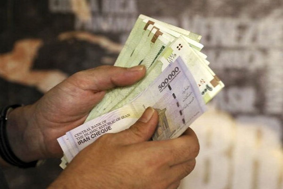 یارانه نقدی «۳ میلیون تومانی» واقعیت دارد؟ / مردم پول می خواهند یا شغل؟