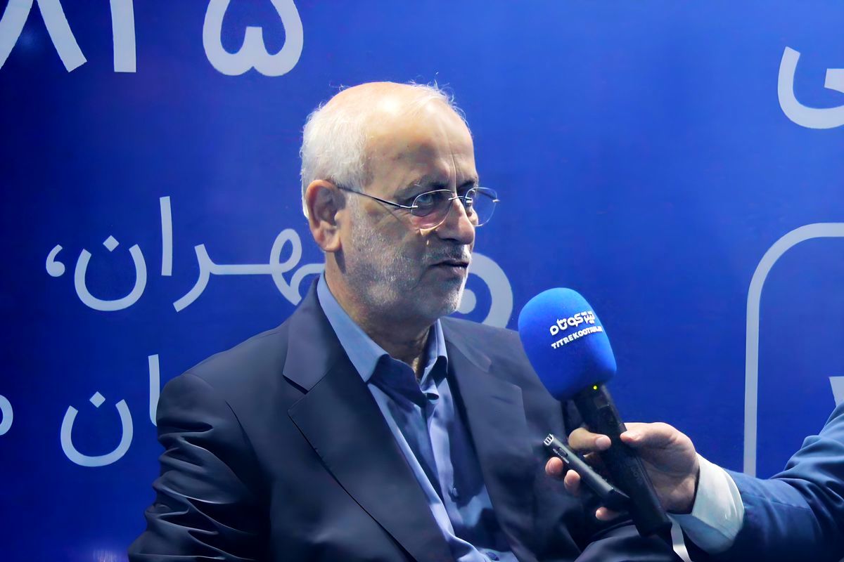 تالارپشتی: دولت در موضوع خودروهای برقی دخالت نکند / سازمان برنامه و بودجه در مدیریت هزینه ها ناتوان است