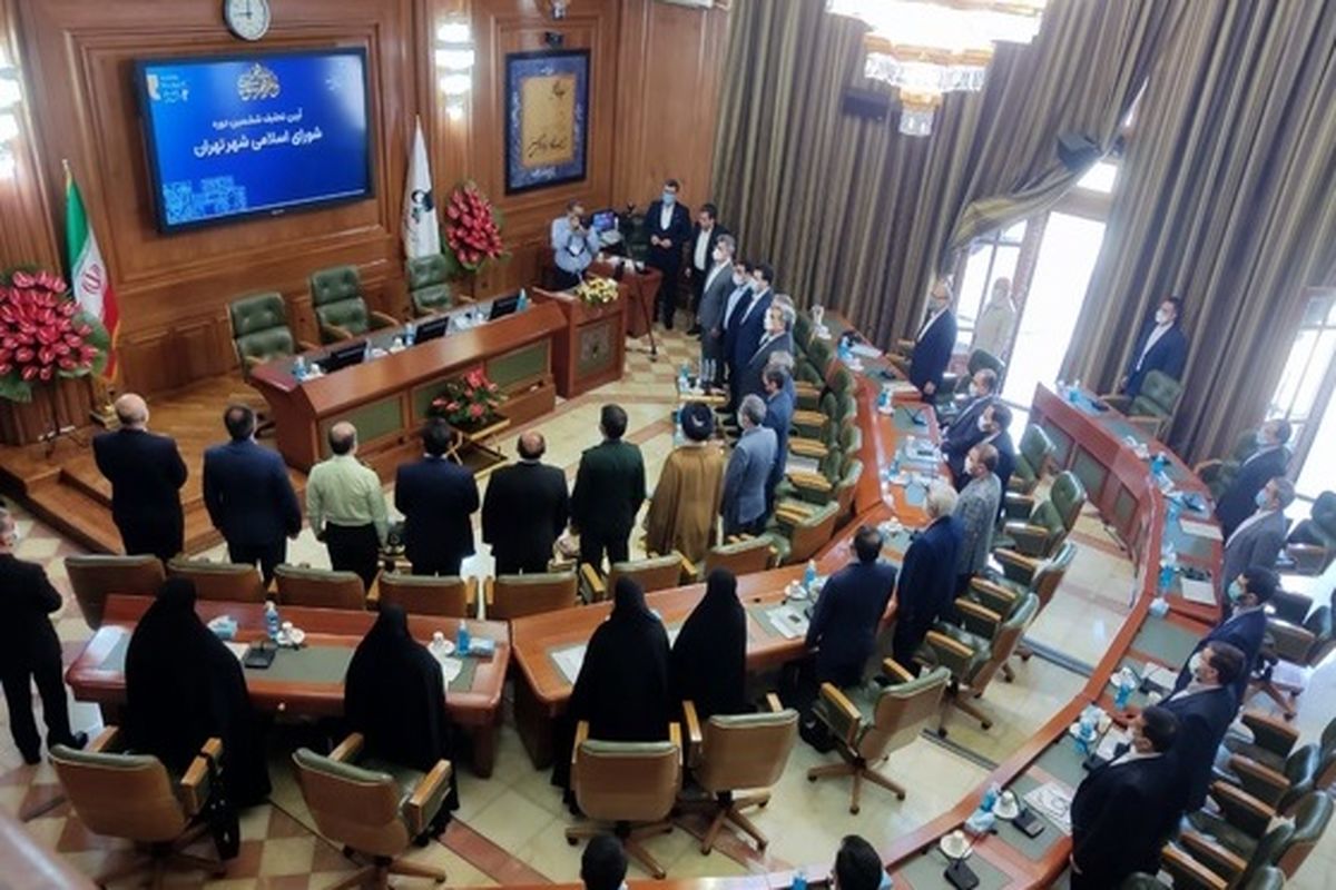 جدال شورای شهر و شهرداری بر سر ساخت مسکن / خرید اتوبوس از چین از سر ناچاری