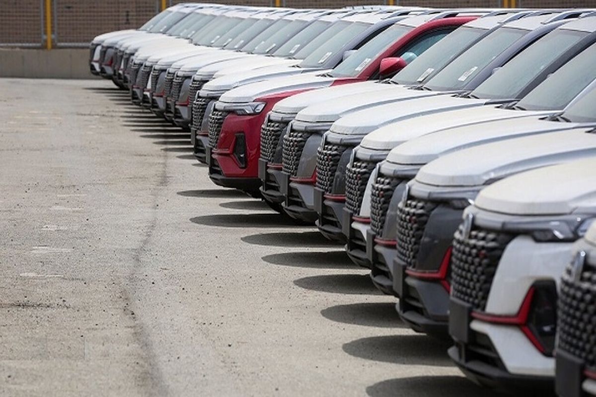 شرایط ویژه برای متقاضیان خودروهای وارداتی / جزئیات افتتاح حساب وکالتی ثبت نام خودرو اعلام شد