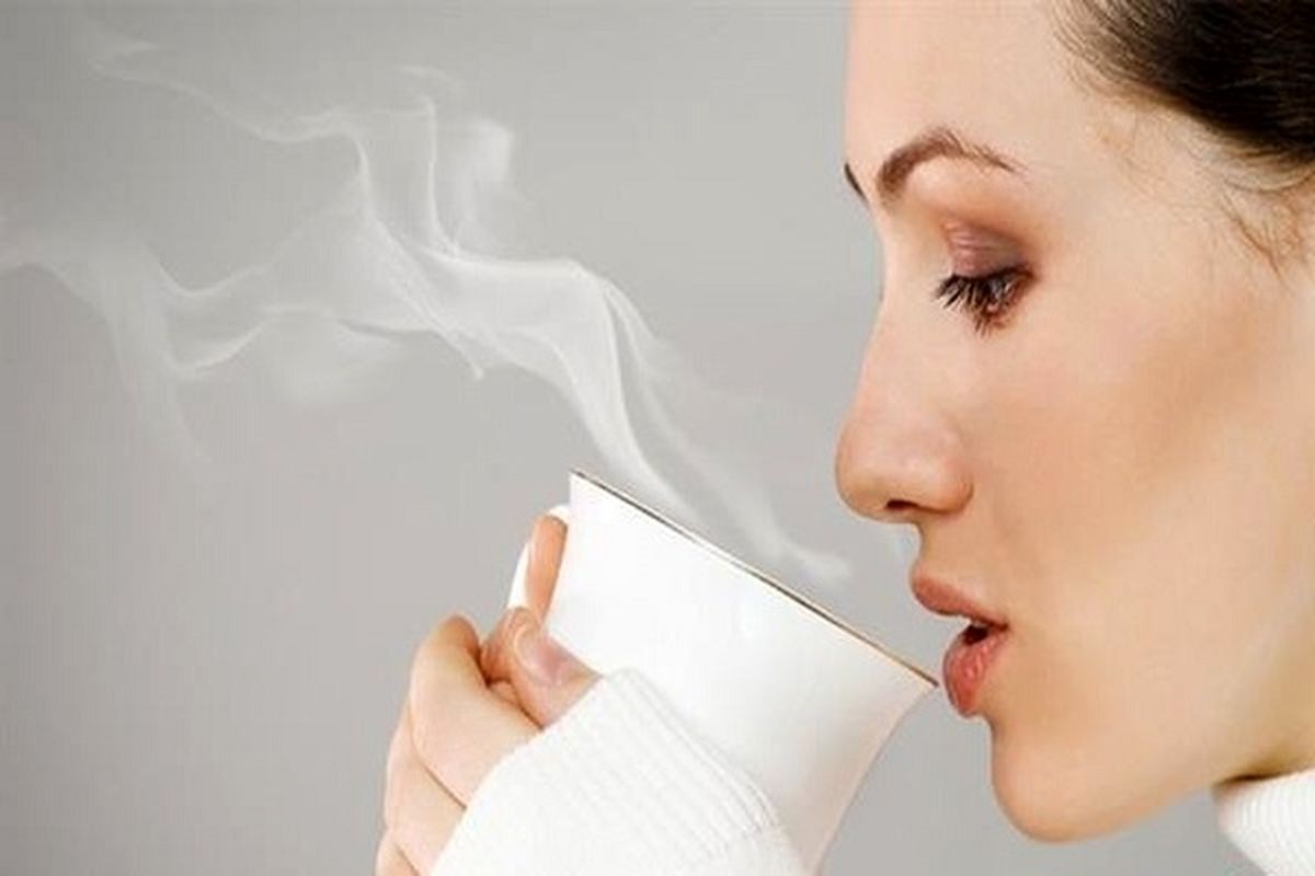 فواید نوشیدن آب گرم برای هضم غذا چیست؟