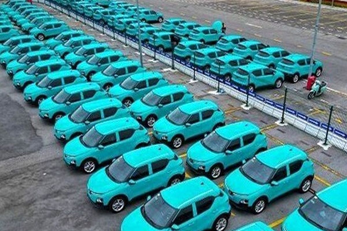 رنگ تاکسی برقی ها مشخص شد / تشخیص آسان این نوع تاکسی در شهر