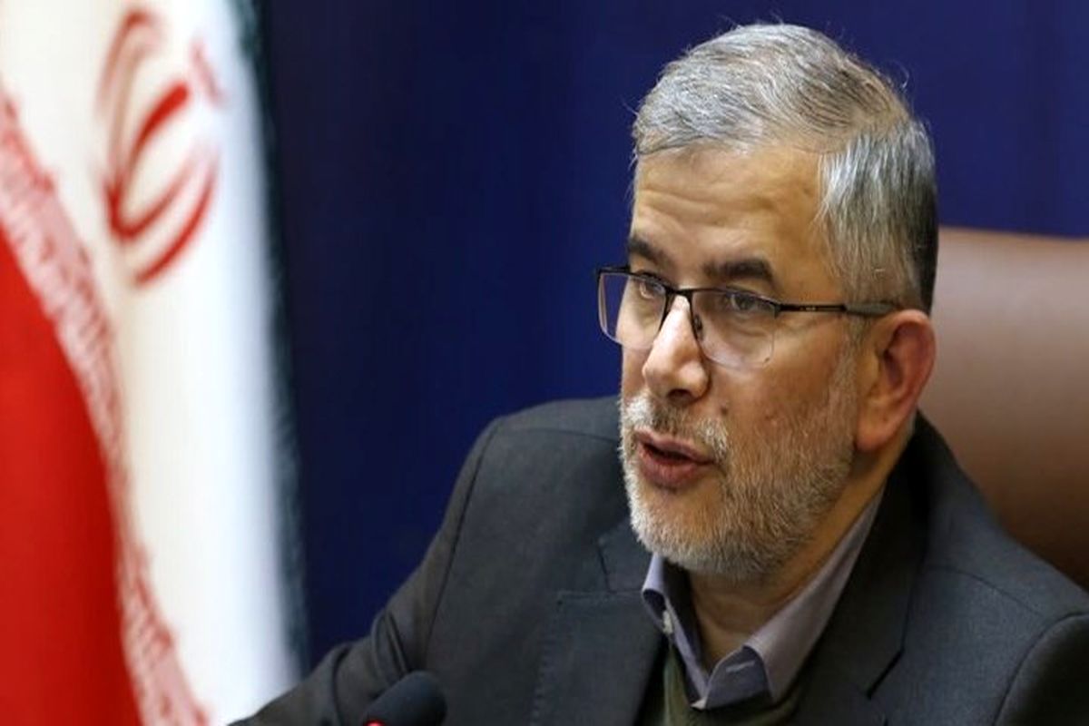 مسئولان برای حل مشکلات این فرهنگیان به خط شدند