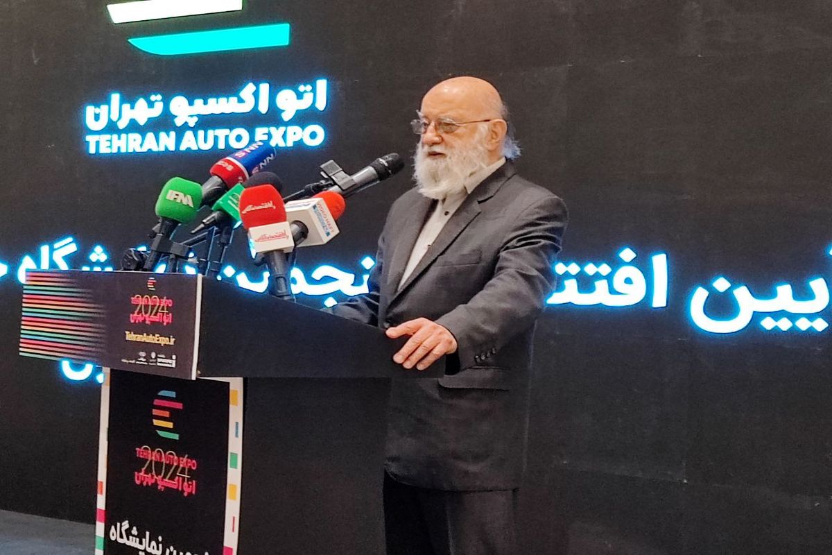 چمران: در کشور ما بنزین ارزان است