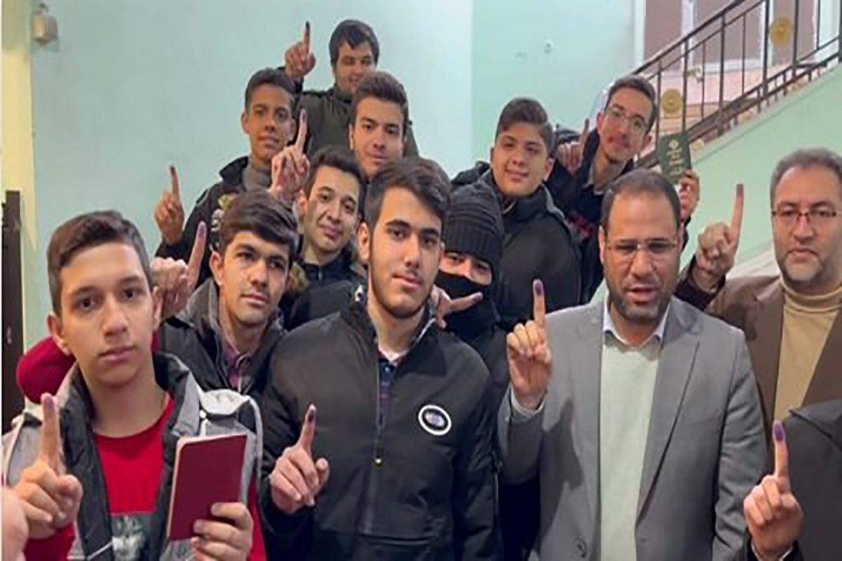 وزیر آموزش و پرورش در کنار رای اولی ها /  رای ما اثر بین‌المللی دارد