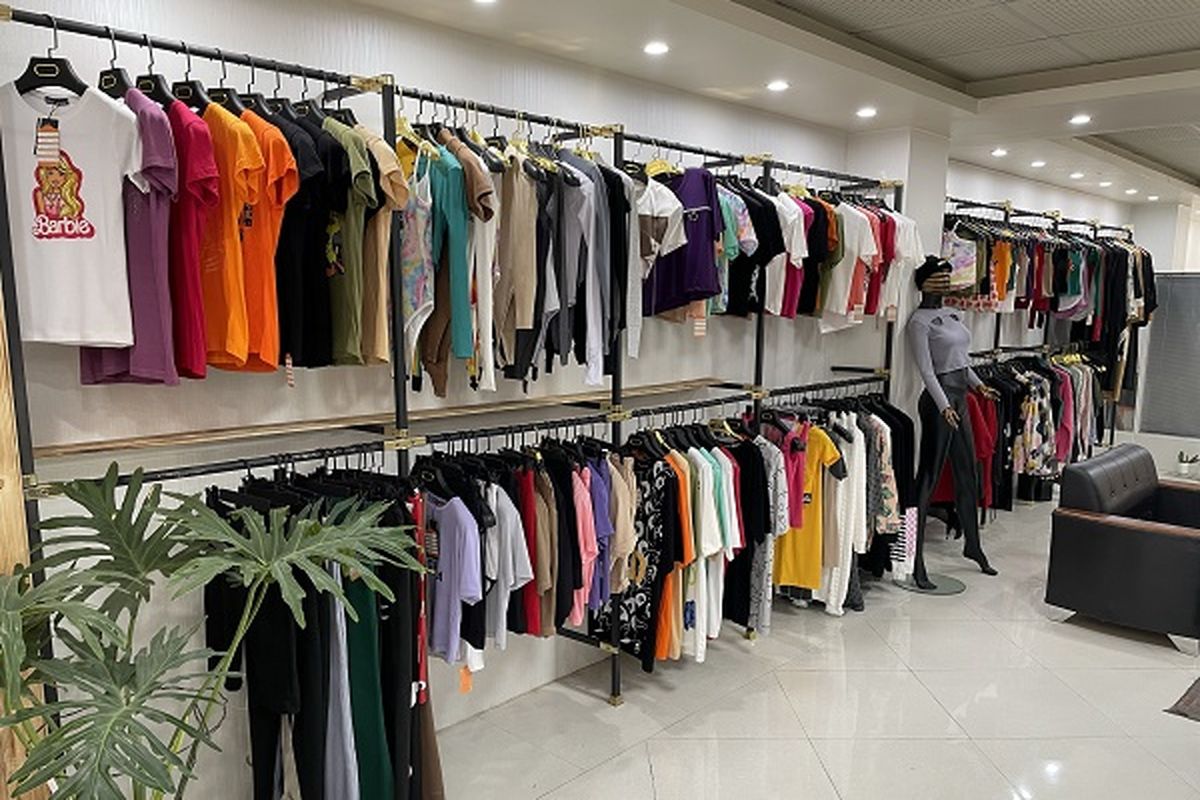 ویژگی‌های تولید پوشاک زنانه موفق