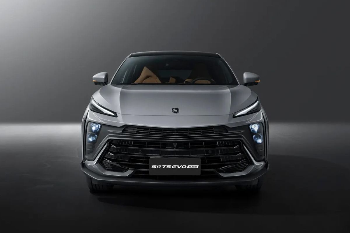 تا پایان امروز برای خرید این خودرو لاکچری با قیمت مصوب وقت دارید