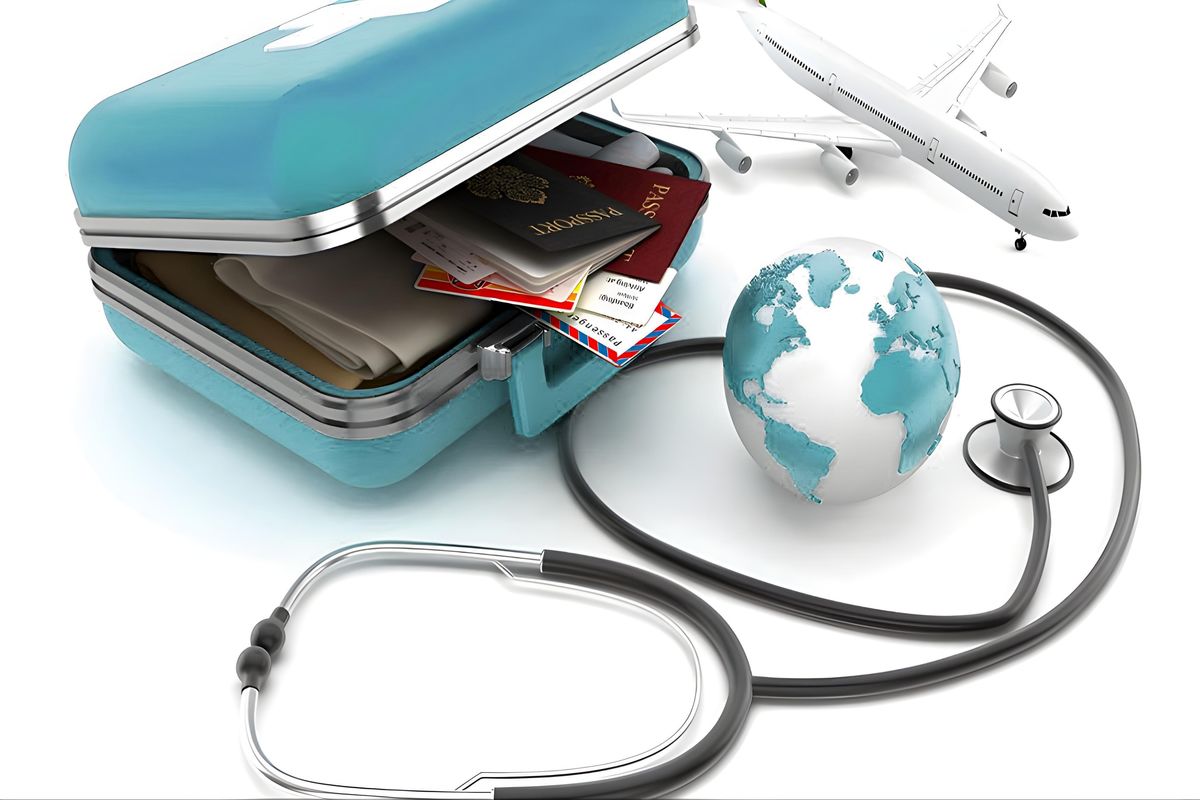 افزایش تعرفه های پزشکی از طریق بیمه یا از جیب مردم / قصور مجریان قانون، کادر درمان را فراری داد