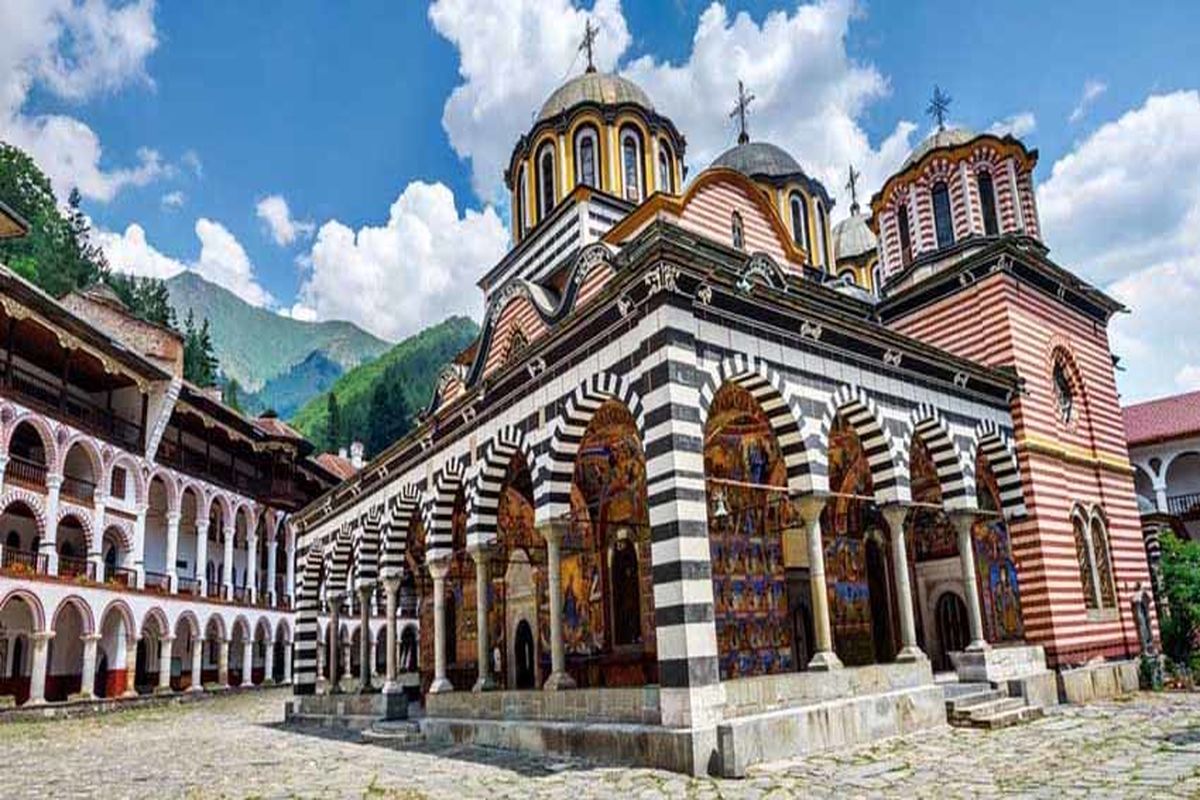 برای سفر به وارنا بلغارستان چقدر هزینه کنیم؟