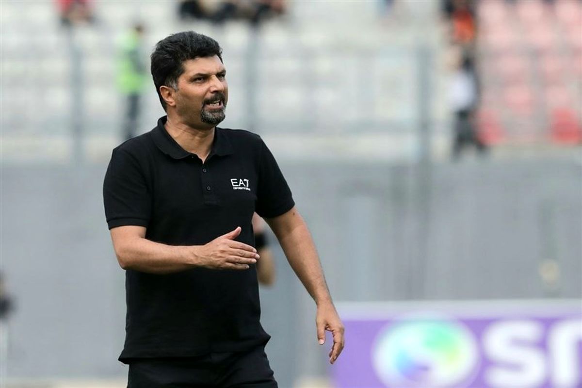 حسینی: مرا بکشید تا دیگر مربیگری نکنم!