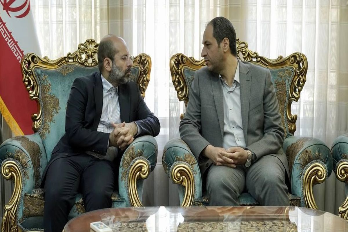 رازدار دوباره در نمایشگاه حکم گرفت