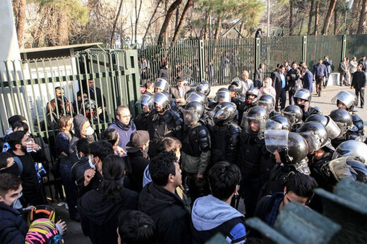 اقدام جدی دولت برای اجرای قانون برگذاری تجمعات قانونی/ آزادی رسانه ها در پوشش خبری قطعی شد؟