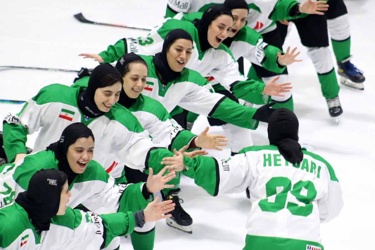 تبریک معاون رییس جمهور به تیم ملی هاکی بانوان و فینالیست شدنشان