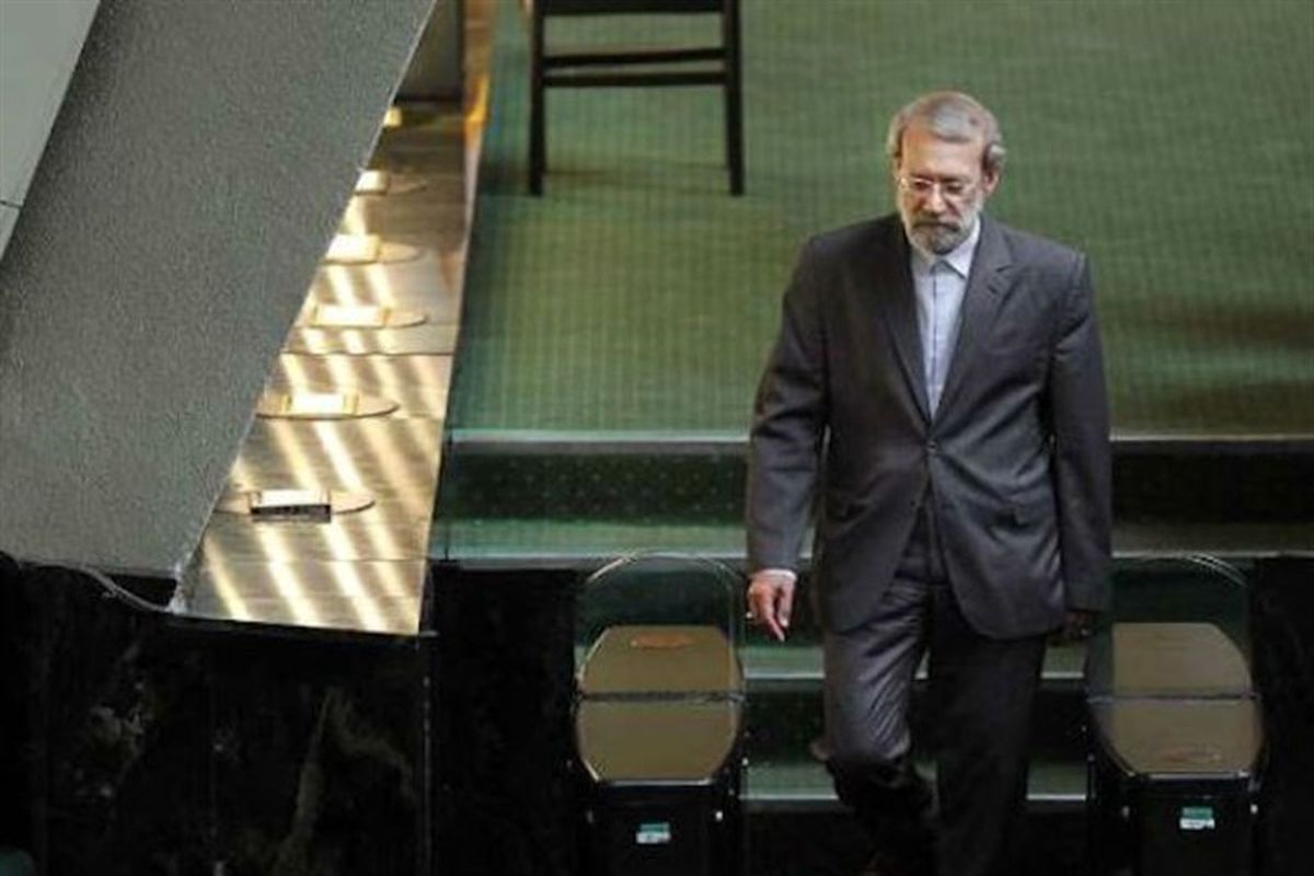 لاریجانی به بهارستان بازمی گردد؟/ حسن روحانی و علی لاریجانی یک سوی ترازو!