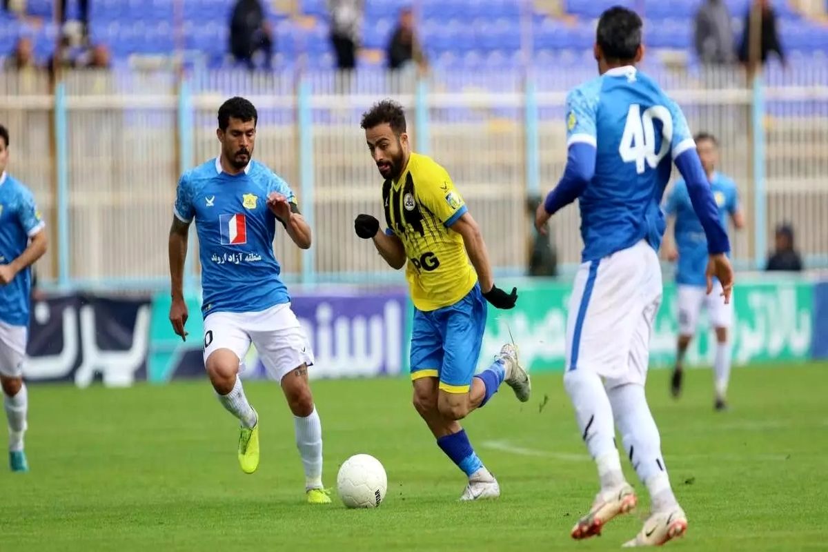 نفت از سفره لیگ برتر می‌رود؟!