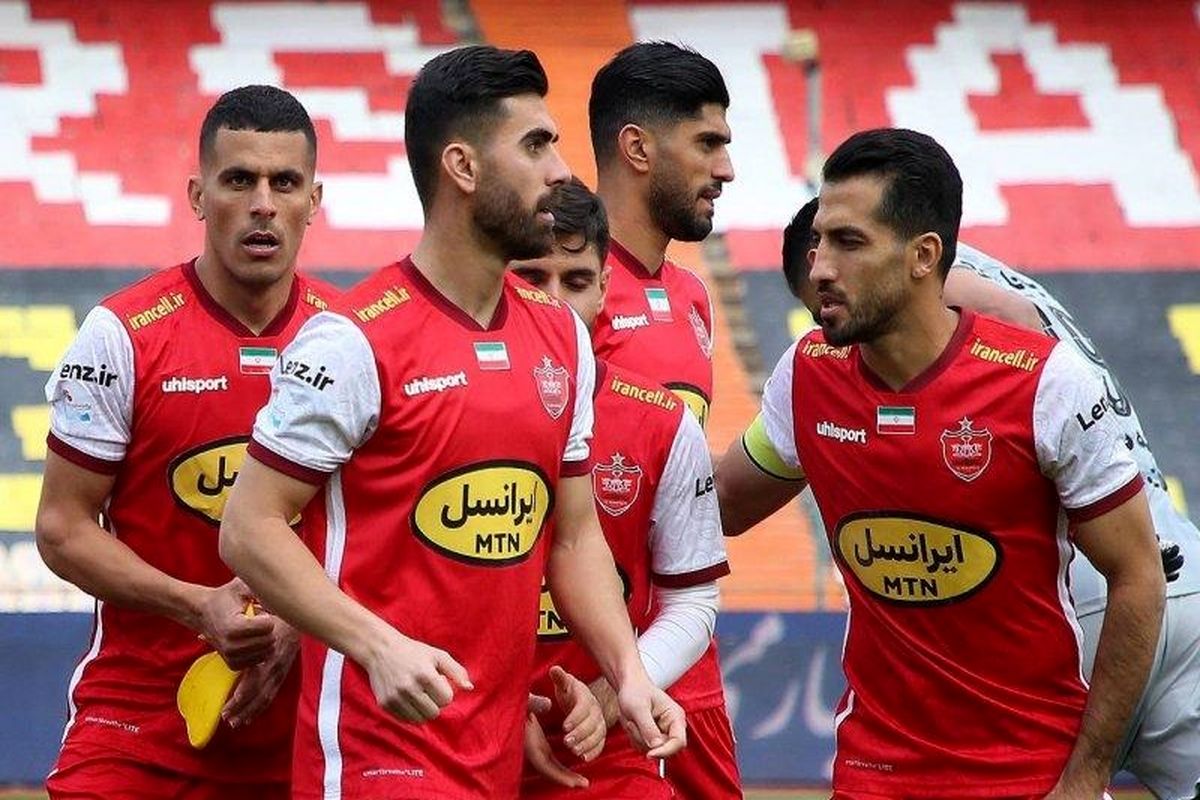 پرسپولیس به دنبال یک مدافع چپ و مهاجم اسبق