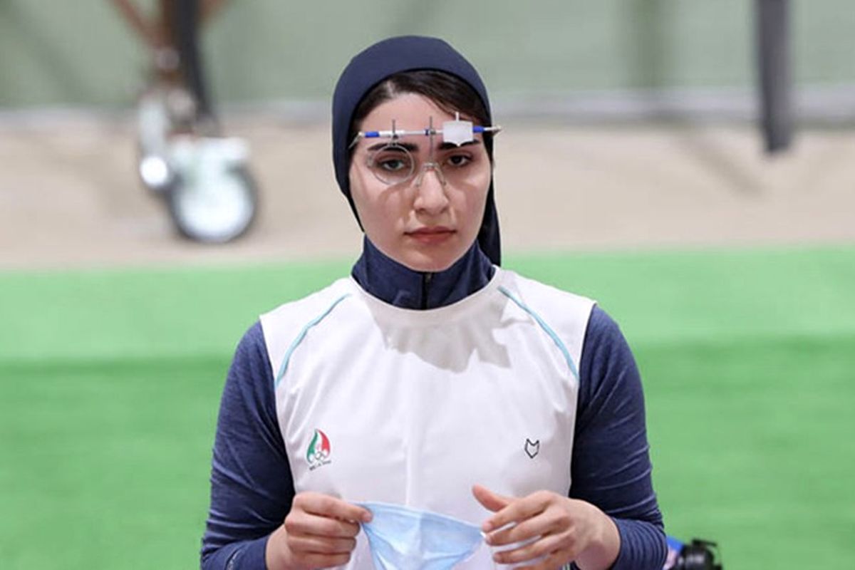 نقره جام جهانی تیر‌اندازی بر گردن «هانیه رستمیان»