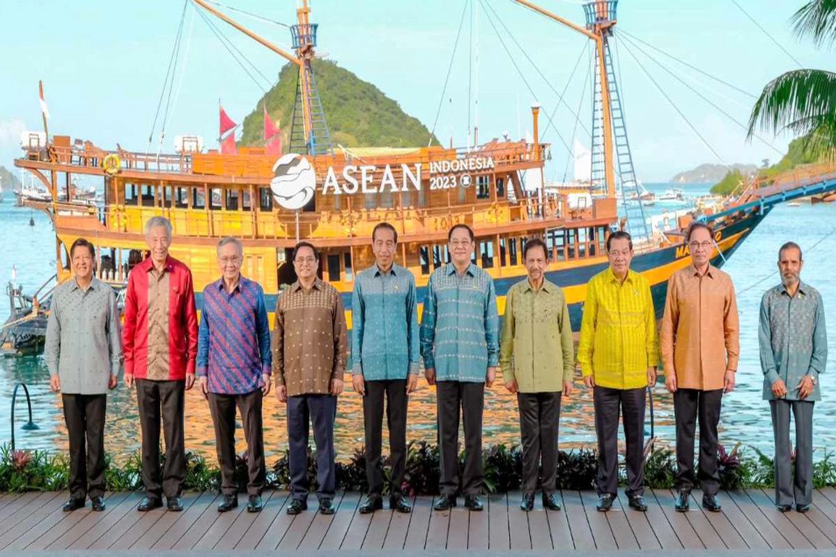 عزم راسخ دولت‌ها در جهت کاهش سلطه دلار