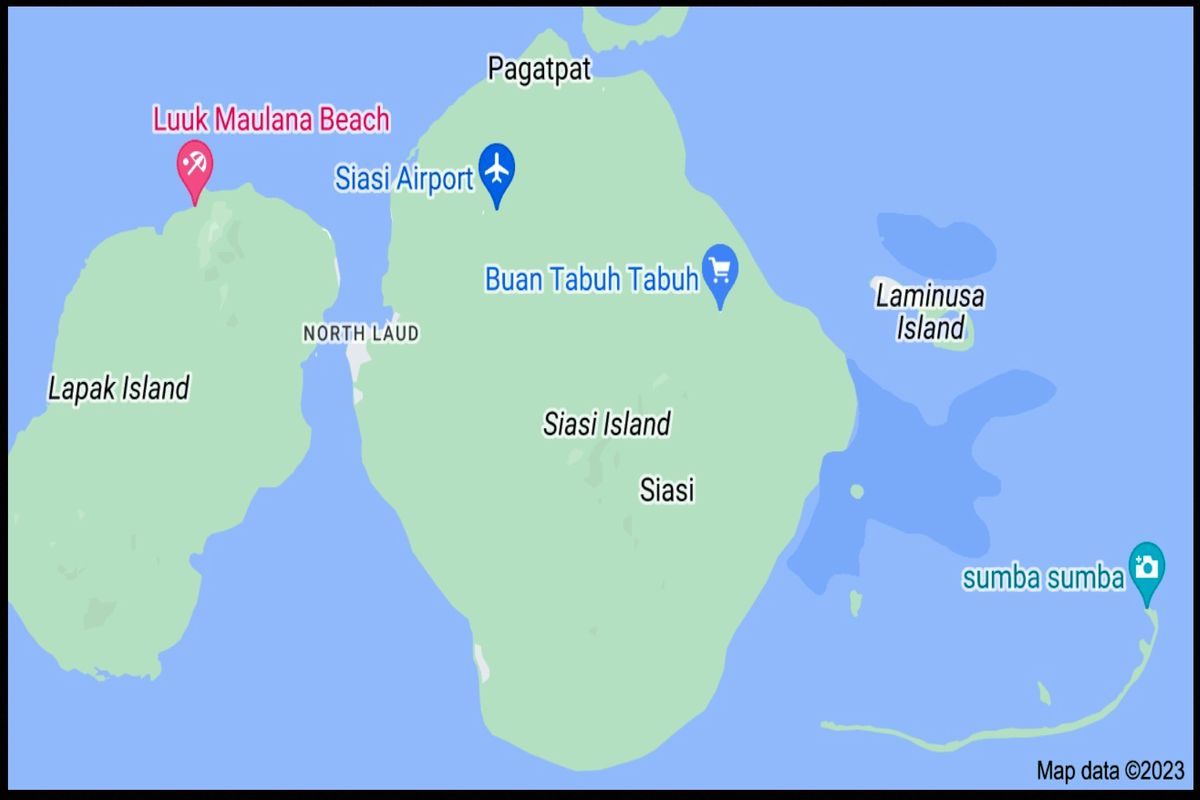 در این جزیره همه «سیاسی» هستند