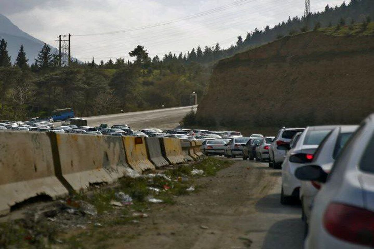 جاده چالوس به سمت تهران یک‌طرفه می‌شود