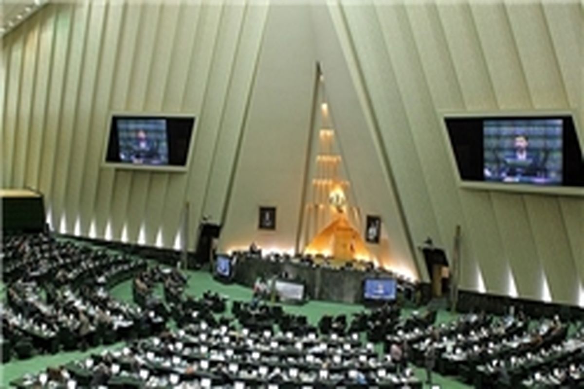 وزیر ورزش و جوانان فردا به مجلس می‌رود