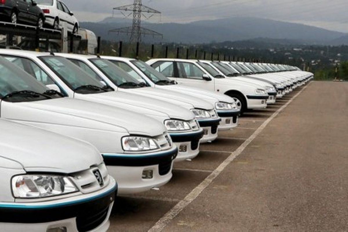 آخرین قیمت خودرو در بازار/ تداوم کاهش لاکپشتی قیمتها