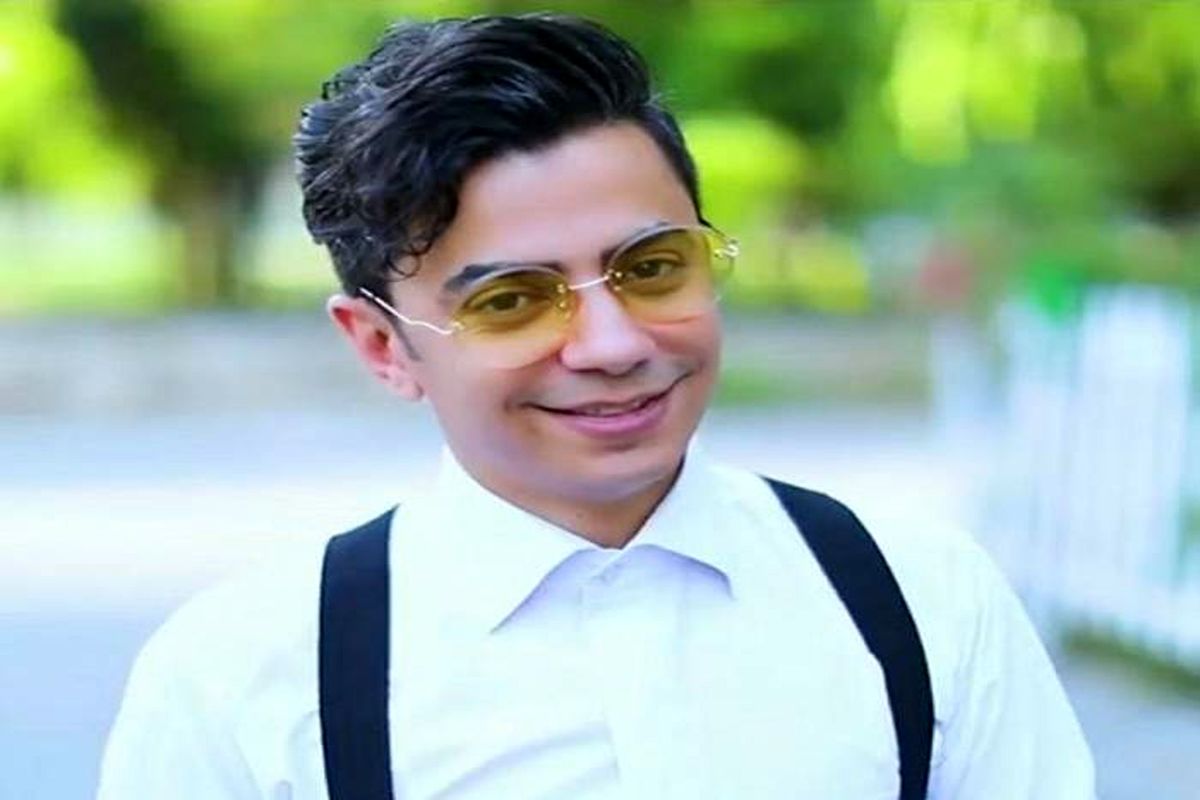 اجرای افتضاح خواننده محبوب در کنسرت / مردم پولشان را می خواهند!