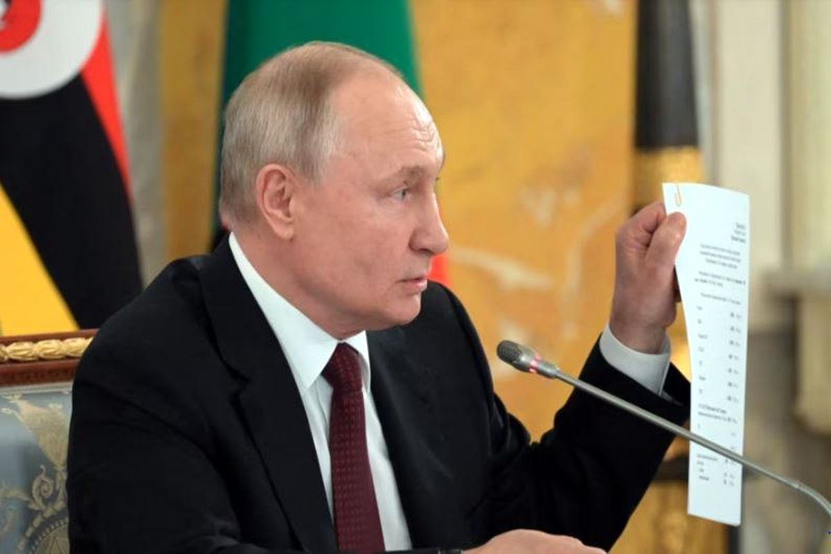 پوتین دست به افشاگری زد