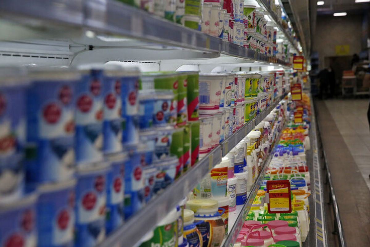 افزایش قیمت لبنیات بدون مجوز ستاد تنظیم بازار تخلف است