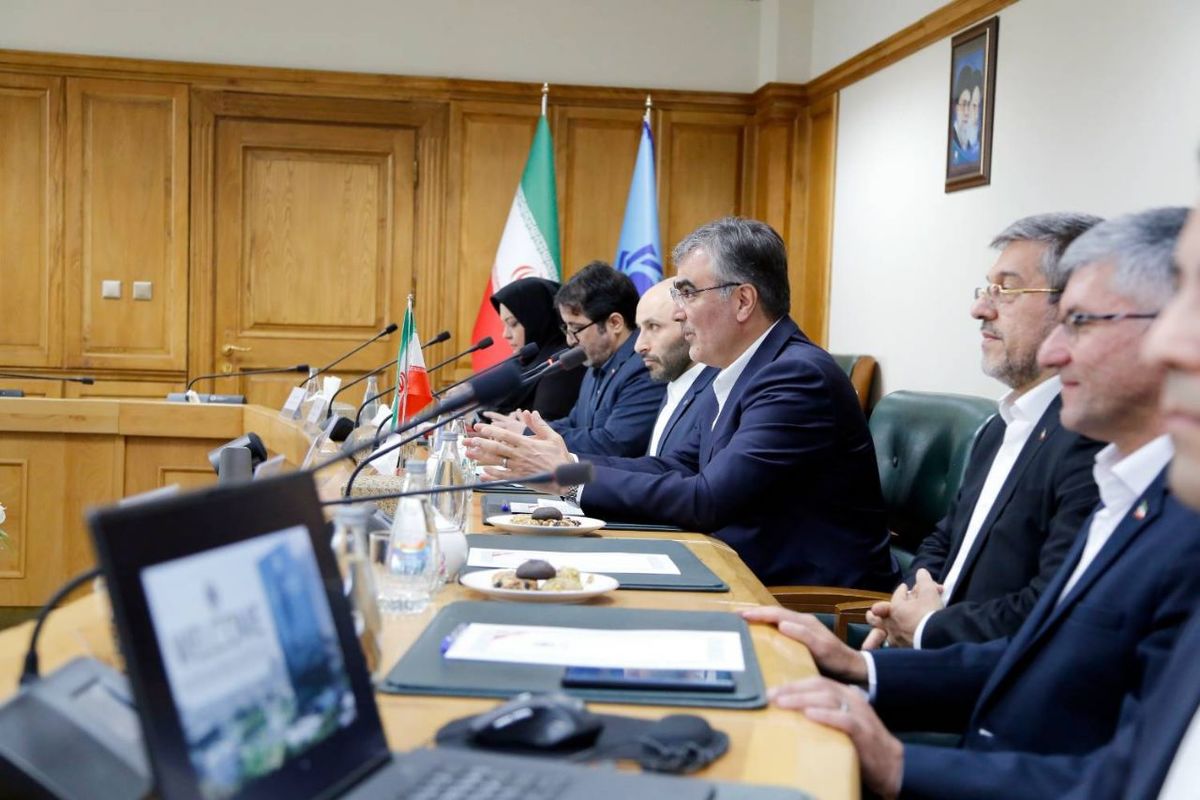 تقویت مبادلات تجاری و بکارگیری پول‌های ملی ایران و روسیه