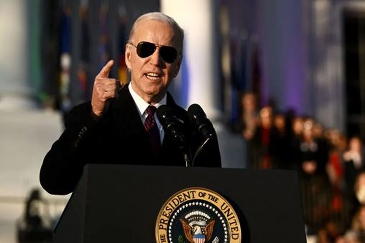 چرا نباید به آمریکا اعتماد کرد با رسم شکل