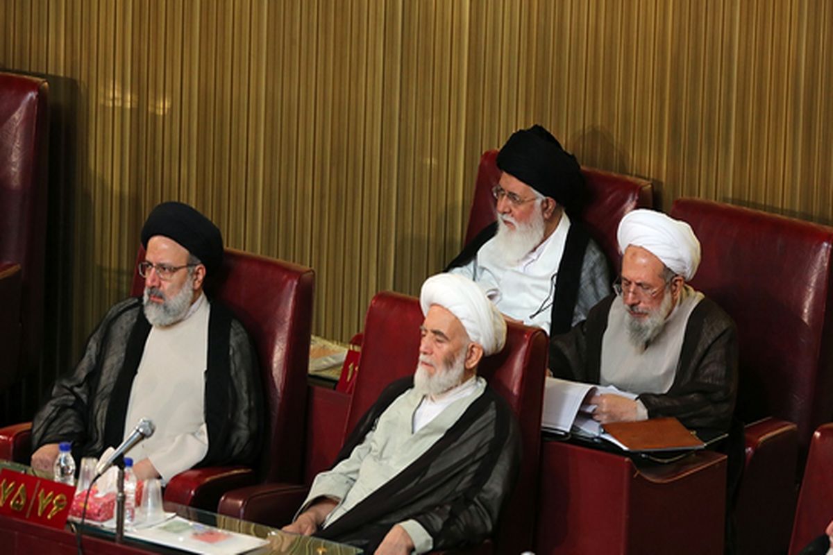 حمله تند علم الهدی به دولت رئیسی