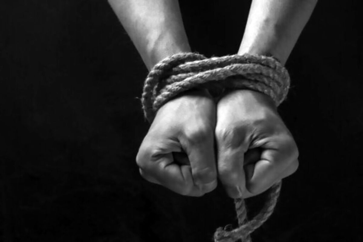 دختر عاشق‌ دست به دزدیدن نامزد معشوقش زد