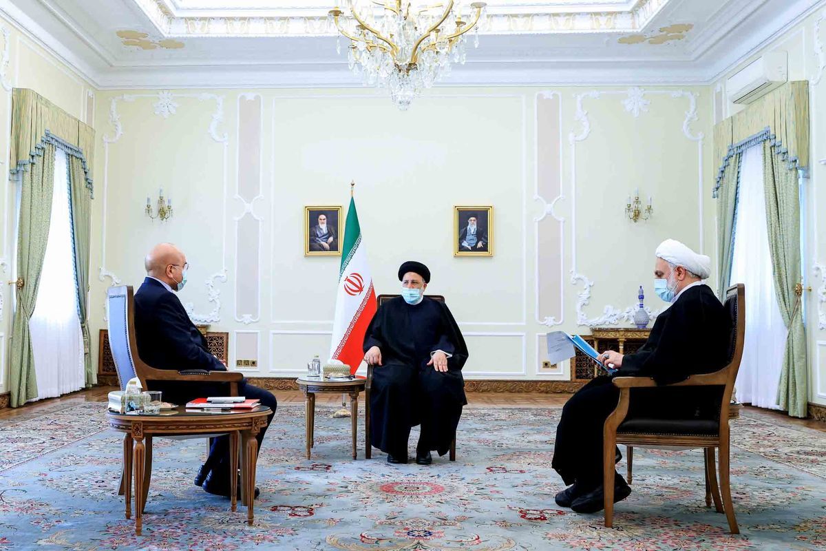 جلسه سران قوا در مورد حجاب امروز برگزار می‌شود