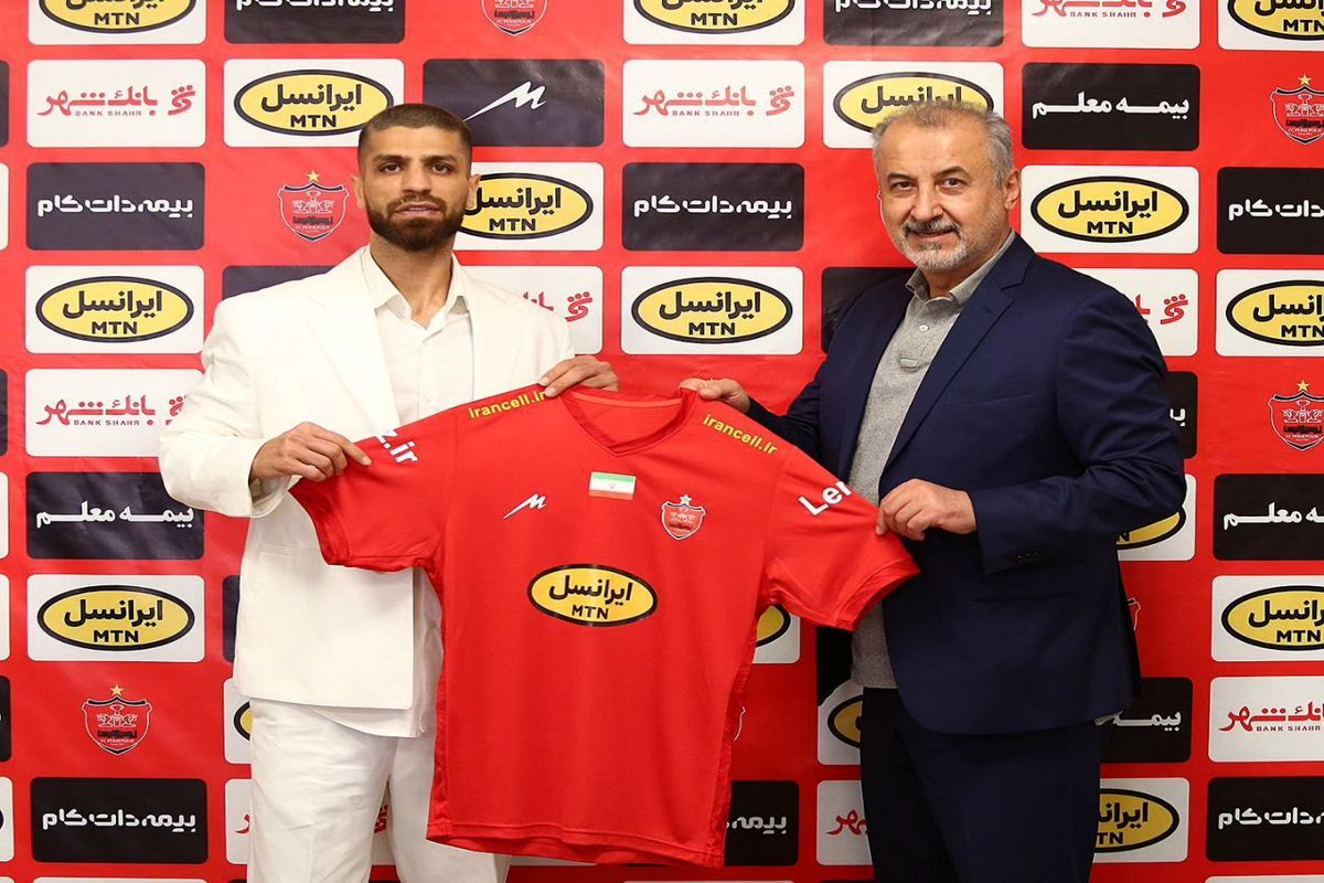 میلاد سرلک با پرسپولیس تمدید کرد