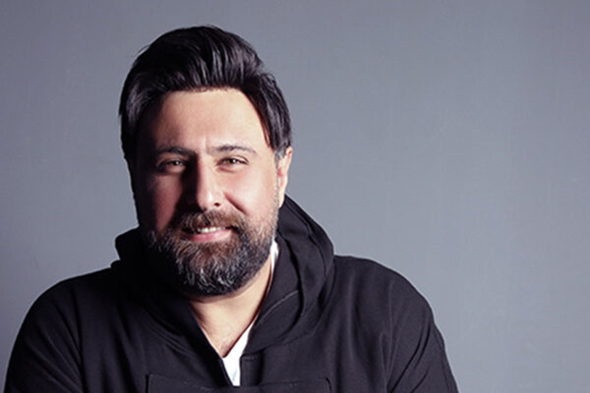 آقای خواننده با خاک یکسان شد