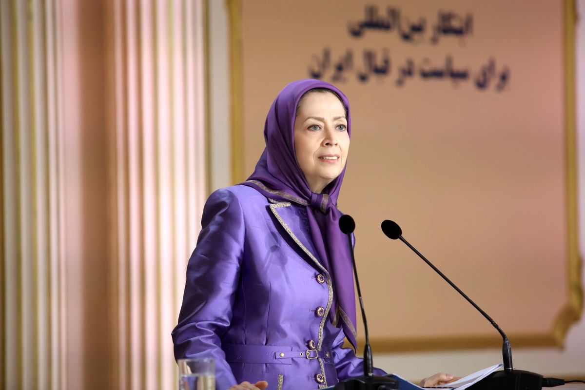 مریم رجوی فرار کرد