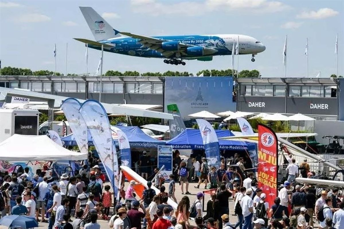 نمایش غول‌های صنعت هوایی دنیا در پاریس