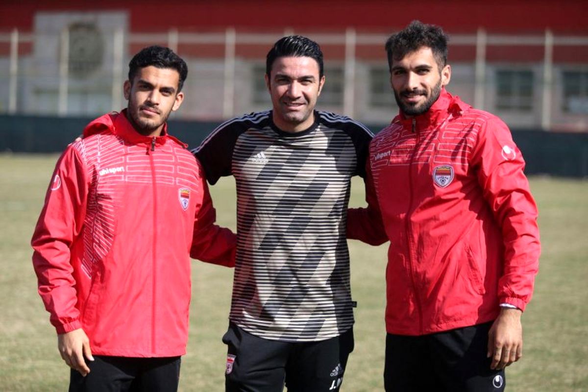 توافق نکونام با ستاره فولاد برای حضور در استقلال