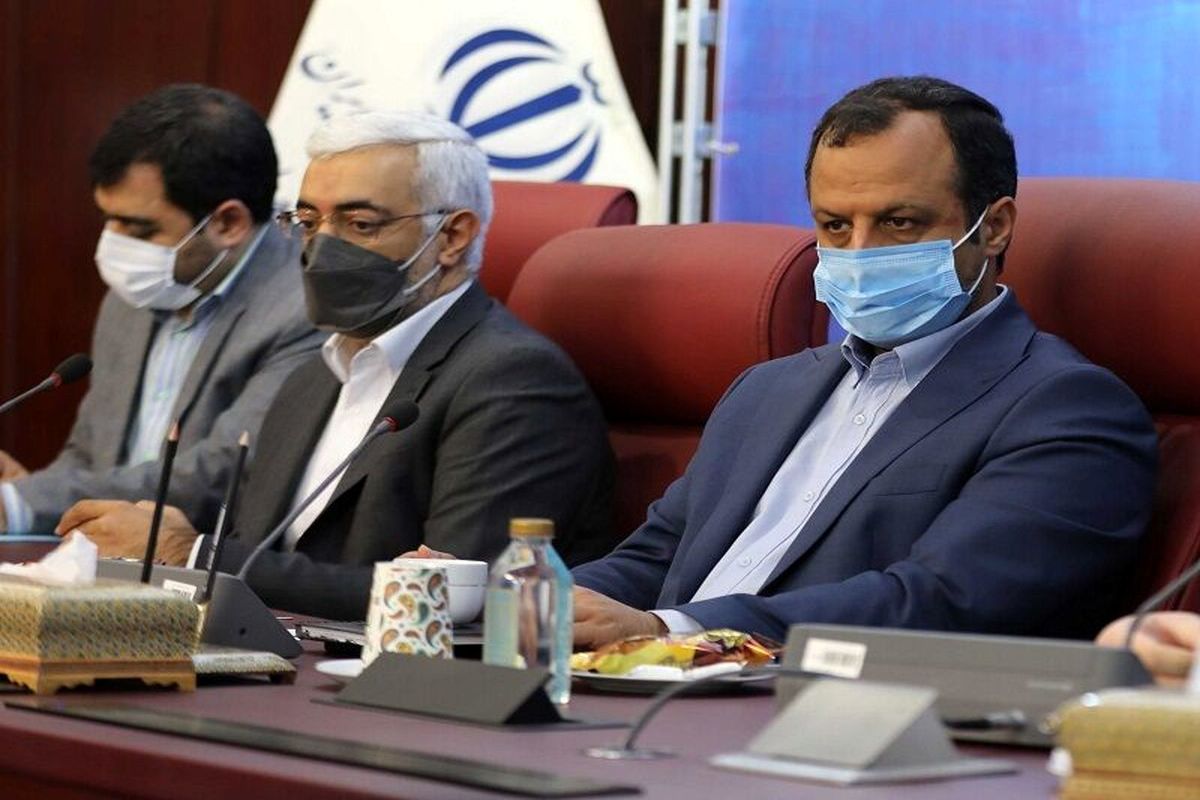 قیمت خوراک صنایع بالا رفت بورس بهم ریخت و دولت سکوت کرد