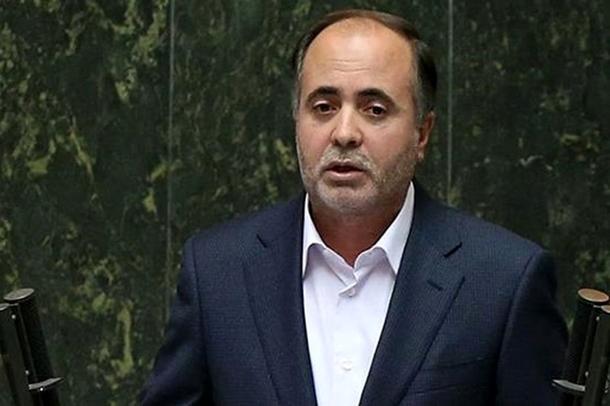 نماینده مجلس: سجادی قوی‌ترین وزیر است