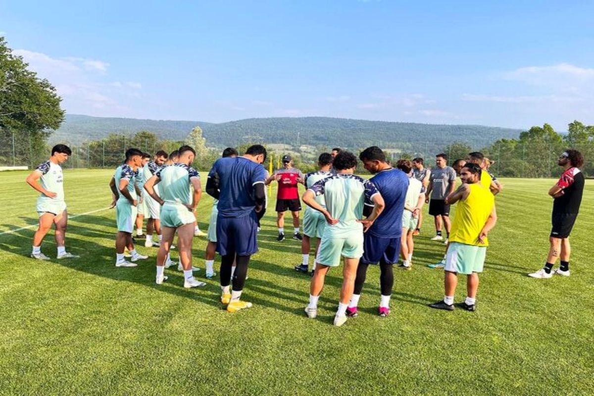 صدور کارت‌ بازی تراکتوری‌ها متوقف می‌شود؟